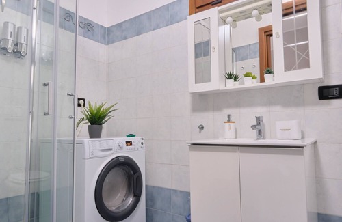 Seveso Apartment | [seveso-stazione] Design, Wifi & Garage Privato