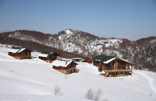 Naousa Apartment | Sfendamos Wood Village