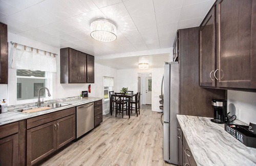 Wolf Lake House | Shabby Chic Bungalow