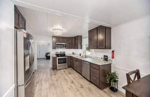 Wolf Lake House | Shabby Chic Bungalow