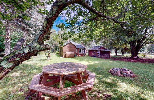 North Creek House | Shady Acres