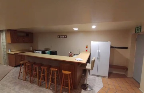 Ferron House | Shady Aspen