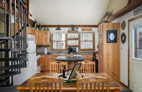 Thompsonville House | Shady Pines @ Crystal Mountain Resort