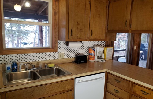 Lost Bridge Village House | Shady Rock 1-Lakefront; Easy Walk to the Shoreline- Marina Nearby