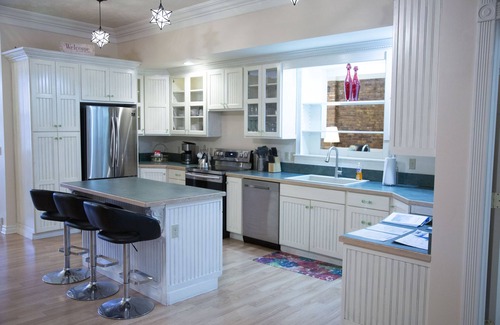 Manistee Apartment | Shaffer Haus-Downtown Riverfront Retreat