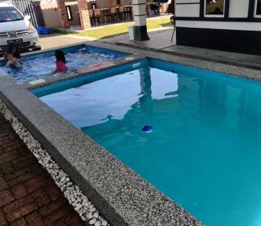 Taman Dato Haji Abdul Samad Villa | SHAH ADAH guesthouse PD for musslim