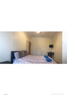 East Ham North House | Shakespeare inn