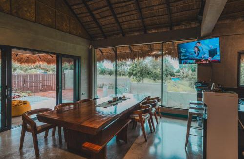 Indang House | Shalmari's Hut