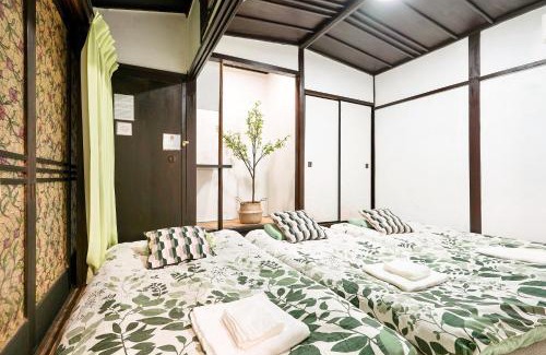 Tennoji Villa | Shalom 鶴橋 地铁口徒步10秒钟可以到民宿徒步9分钟到上本町位置绝佳