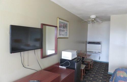 Valleyview Hotel | Shamrock Motel