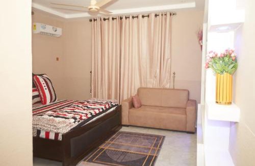 Accra Villa | Shanice Haven, A place of Rest!