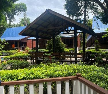 Pulau Perhentian Kecil Resort | Sharilla Resort - Perhentian BS