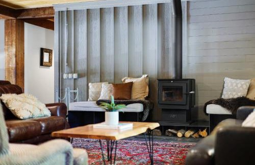 McCloud Hotel | Shasta View Lodge