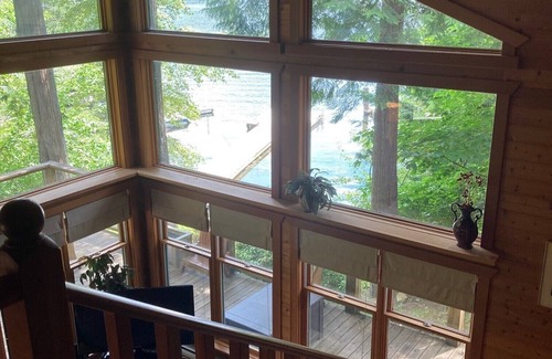 Shawnigan Lake Cottage | Shawnigan Lake Waterfront Cottage