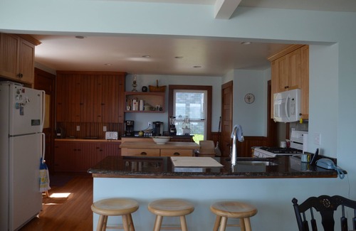 Spruce Head House | She sells seashells by the seashore.