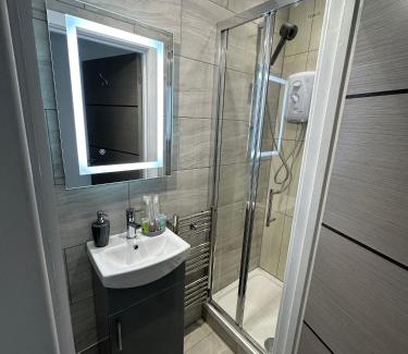 Bournemouth Apartment | Shelbourne Den