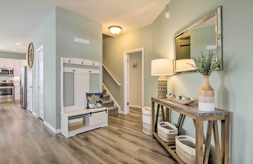 Cedar Neck House | 'Shell Cottage' w/BBQ: 4 Mi to Bethany Beach!