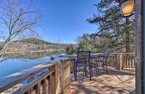 Shell Knob House | Shell Knob Guest House with Lake View, Fire Pit