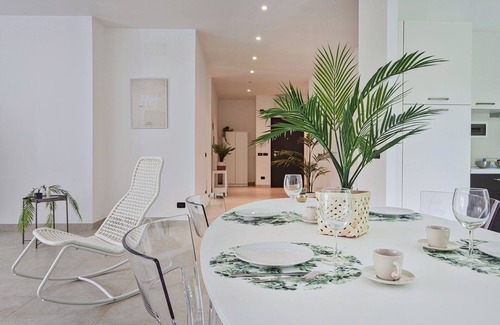 Quarto dei Mille House | Shelley Apartments By Wonderful Italy