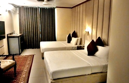 Peshawar Hotel | Shelton's Rezidor