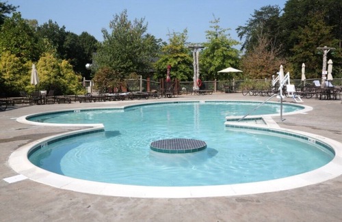 Gordonsville Condo | Shenandoah Crossing™ - 1 Bedroom Yurt