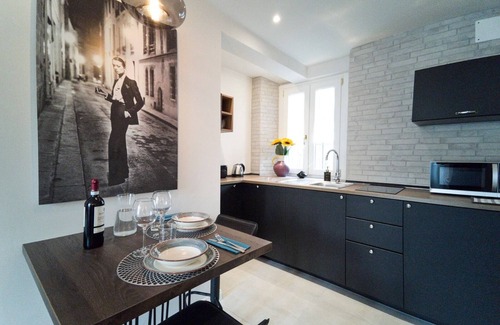 Bergamo Apartment | Shenkin by the Museum