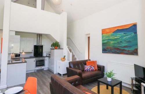 Upwey House | Shepherd Oak
