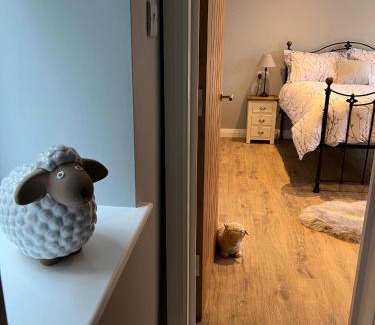 Totland Bay House | Shepherd's Cottage