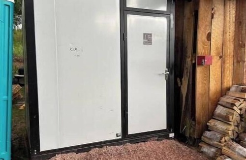 Hermosa House | Shepherd's Wagon #3 Near Mt. Rushmore