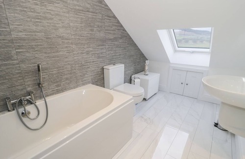 Rothbury Cottage | SHEPHERDS COTTAGE, pet friendly in Rothbury