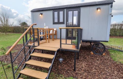 Aubourn House | Shepherds Hut - Ash