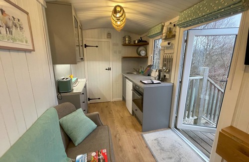 Blairgowrie Cottage | Shepherds View - a tiny home that sleeps 2 guests in 1 bedroom