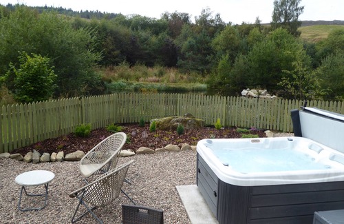 Blairgowrie Cottage | Shepherds View - a tiny home that sleeps 2 guests in 1 bedroom