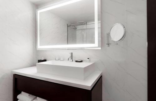 Second Ward Hotel | Sheraton Charlotte Hotel