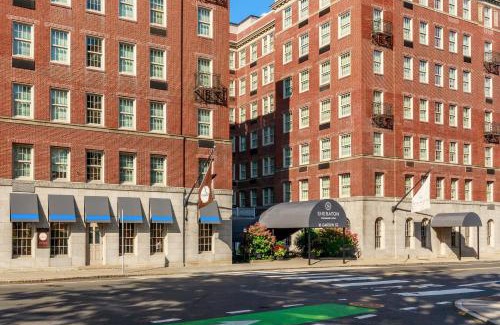 West Cambridge Hotel | Sheraton Commander Hotel