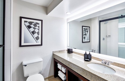 Indianapolis Hotel | Sheraton Indianapolis Hotel at Keystone Crossing