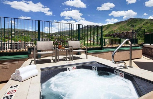Steamboat Springs Villa | Sheraton Steamboat Villas -Ski-In Ski-Out Resort Property-Sleeps 6