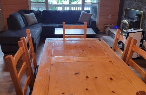 Perry House | Sherwood Shores Cottage