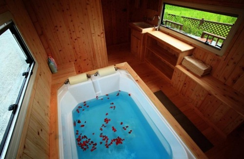 Jeungdo House | Shinan Sea Salt Healing Camp