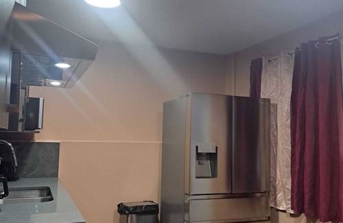 Northeast Edmonton House | 𝐬𝐡𝐢𝐧𝐲 𝐰𝐚𝐥𝐤𝐨𝐮𝐭 2 bed room 𝐬𝐮𝐢𝐭e (pet friendly)