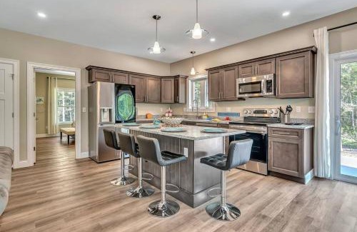 Bayville House | Shipbuilder’s Retreat Sleeps 6, 5 mins to Harbor