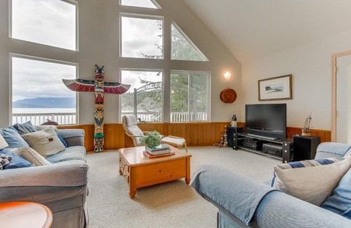 Lopez Island House | Shoal Bay Luxury Home