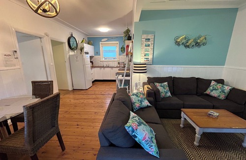 Shoal Bay House | SHOAL BAY RETREAT Unit 2 - doggie friendly duplex villa - 100m to beach