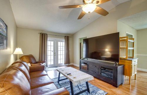 Northeast Pensacola House | Shop, Dine and Visit UWF Pensacola Home with Yard!