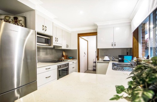 Ettalong Beach Villa | SHORE FUN @ ETTALONG BEACH