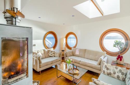 Kilcreggan House | Shore House