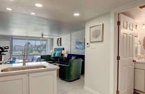 Port Aransas Apartment | Shore Thing, amazingly remodeled studio unit at Sea Sands Condos!