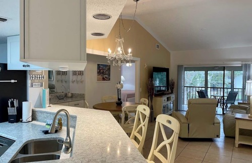 Trailer Estates Apartment | Shorewalk CF condo 2 Bedroom/2 Bath-near Beaches, IMG, Pool, Tennis, Pickleball