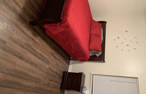 Northwest Pensacola House | Short distance from white sanded Pensacola beach