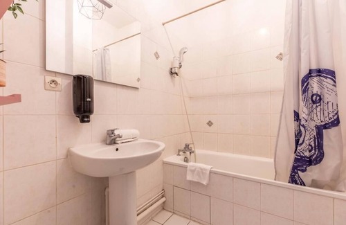 Sablon - Trudaine Apartment | SHORT FILM (B) - F2,SHORT FILM CITY CENTER CLF-FD